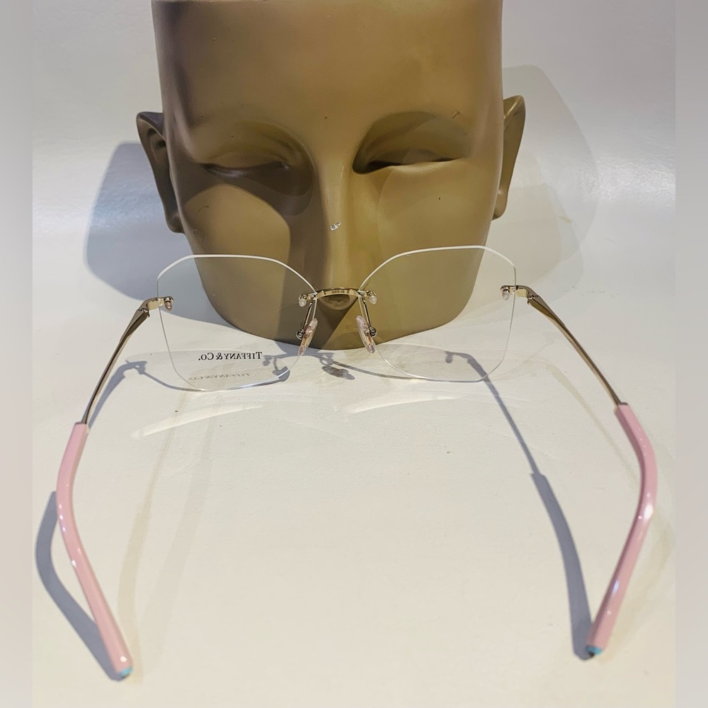 New Women’s Tiffany&Co Eyeglasses - Picture 8 of 11